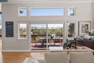 628 Sugarloaf Ct, Walnut Creek, CA 94596