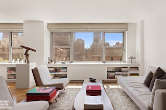 650 Park Ave Unit 14D, New York, NY 10065