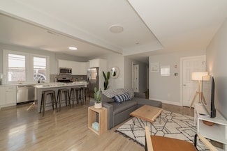 708 Orange St Unit 2LM, New Haven, CT 06511
