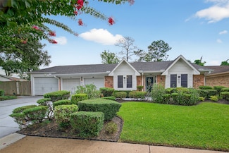 331 Haymarket Ln, Houston, TX 77015