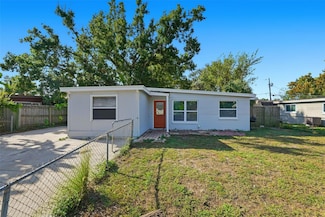 8148 Bayou Dr, Seminole, FL 33777