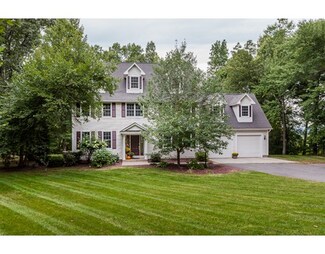 11 Maple Grove Rd, Hampden, MA 01036