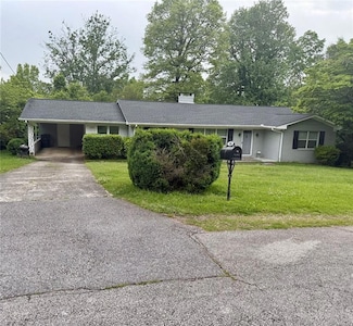 146 Huff Ave, Cornelia, GA 30531