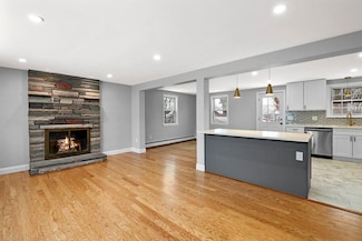 31 Ethel St, Roslindale, MA 02131