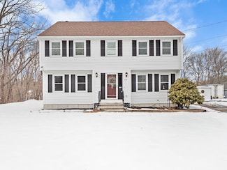 59 W Rochambault St, Haverhill, MA 01832