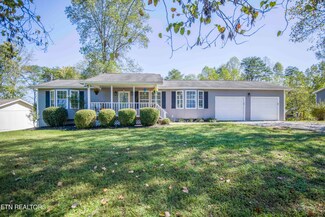 614 Skyline Dr, Harriman, TN 37748