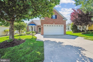 16916 Four Seasons Dr, Dumfries, VA 22025