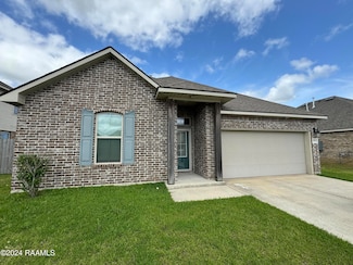 104 Garden Oaks Ave, Youngsville, LA 70592