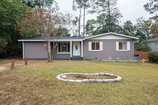 1815 Mayhew St, Tallahassee, FL 32304