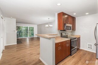 16101 Bothell Everett Hwy Unit E106, Mill Creek, WA 98012