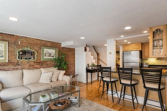 18 Dartmouth Place Unit 1, Boston, MA 02116