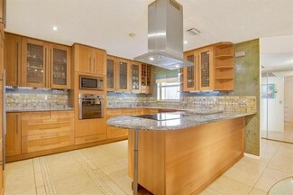 3769 NW 35th St, Coconut Creek, FL 33066