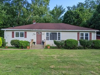 51 Bay Rd, Hadley, MA 01035