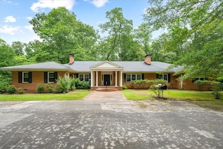 210 Playground Rd, Walhalla, SC 29691