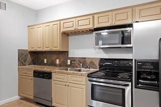 2106 Cullen Ave Unit 206, Austin, TX 78757