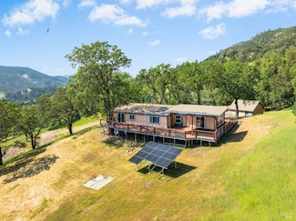 31300 Pine Mountain Rd, Cloverdale, CA 95425