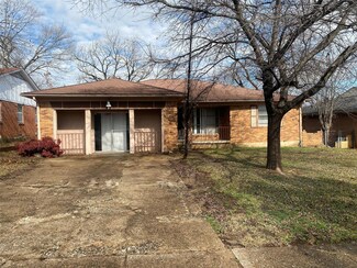 8707 Ukiah Dr, Dallas, TX 75227