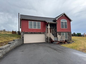 488 Fallview Rd, Princeton, WV 24740