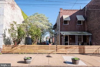 3549 Sepviva St, Philadelphia, PA 19134