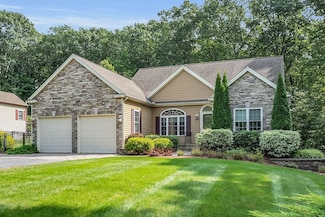 183 Nicholas Dr, Lancaster, MA 01523