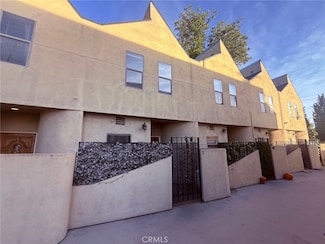 14256 Victory Blvd Unit 3, Van Nuys, CA 91401