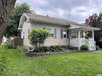 170 16th Ave, East Moline, IL 61244