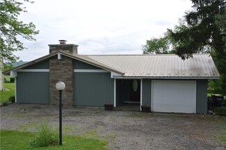 4366 Limeledge Rd, Marcellus, NY 13108