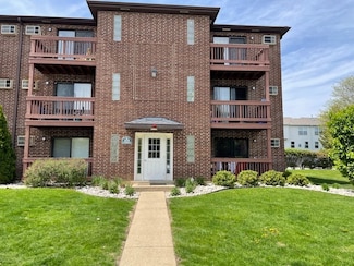1110 Cedar St Unit 1B, Glendale Heights, IL 60139