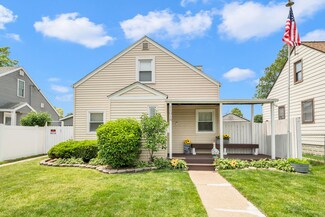 11018 S Sawyer Ave, Chicago, IL 60655