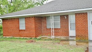 209 Interstate Highway 30 W, Sulphur Springs, TX 75482