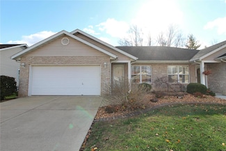 138 Rolling Oaks Dr, Collinsville, IL 62234