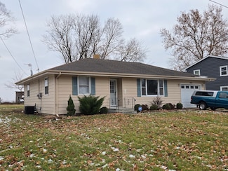 5299 S Harlan Dr, Rochelle, IL 61068