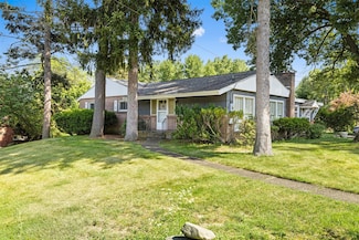 9 Beech St, Newburgh, NY 12550