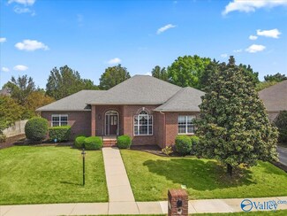 101 Gray Run Dr, Huntsville, AL 35824
