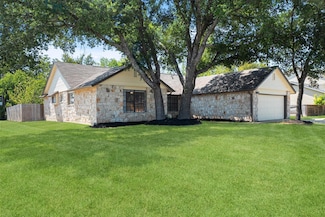 101 N Kings Canyon Dr, Cedar Park, TX 78613