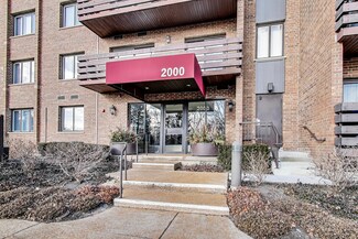 2000 Chestnut Ave Unit 200030, Glenview, IL 60025