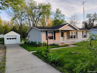 3501 Idle Hour Ct, Burtchville, MI 48059