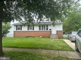 7520 Wilhelm Dr, Lanham, MD 20706