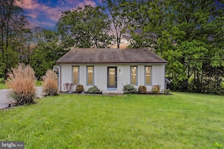 298 Lake Meade Dr, East Berlin, PA 17316