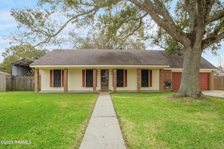 107 W Bayou Shore, Lafayette, LA 70508