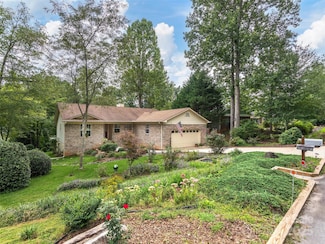 3 Wentworth Ct, Etowah, NC 28729