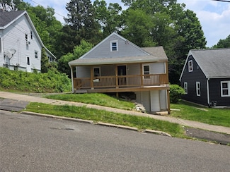 404 N Oak Ave, Endicott, NY 13760
