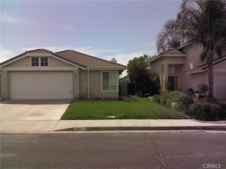 867 Sweetpea St, Hemet, CA 92545