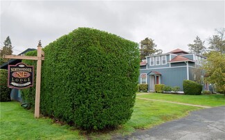 203 N Fenner Ave Unit 3, Middletown, RI 02842