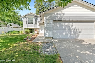 7560 W Sunrise St, Rathdrum, ID 83858