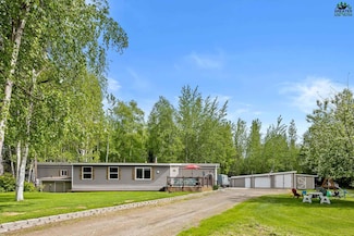 2644 Gordon Rd, North Pole, AK 99705