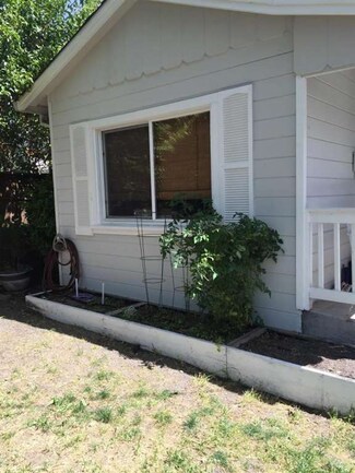 223 Park St, Redwood City, CA 94061