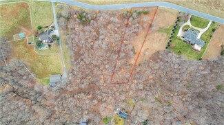 740 Bluff School Rd, Kernersville, NC 27284