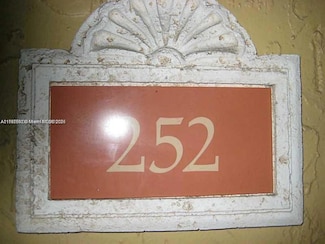 8120 Geneva Ct Unit 252, Doral, FL 33166