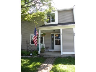 39 Country Club Dr, Jericho, VT 05465